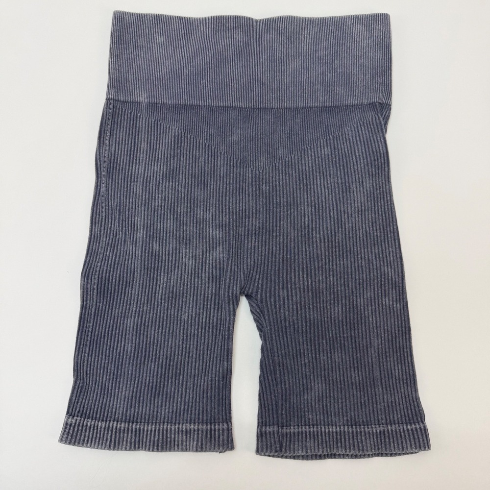 Aura Juniors Activewear Biker Shorts Size S/M Gray Ribbed High Rise Stretch - Picture 8 of 11